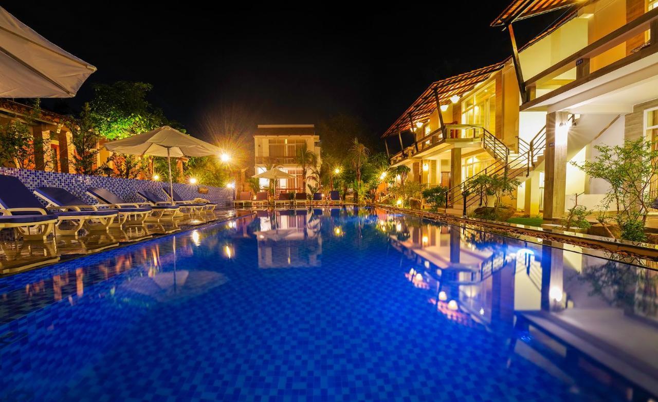 Waves Resort Phú Quốc Exterior photo